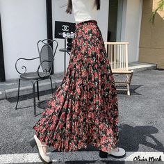 Olivia Mark - Vintage Dried Rose Floral Print High-Waisted Pleated A-line Midi Skirt Umbrella Designs, Skirts Midi High Waisted, Long Maxi Skirts, Long Maxi, Types Of Skirts, High Waisted Denim, Vintage Skirt, Olivia Mark, A Line Skirt