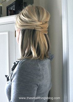 half up-do Easy Wedding, Hairstyles Wedding, Dress Hairstyles, Penteado Cabelo Curto, Hair Braids, Blonde Bobs, Half Up Hair, Formal Hairstyles