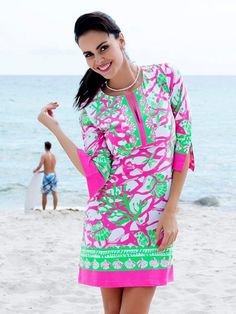 Designer Resort Wear, Lilly Pulitzer Outfits, French Terry Dress, Moms Fashion, Resort Wear For Women, Couture Designers, Blowout Sale, Vest Fashion, Tunic Styles