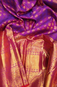 Purple Handloom Kanjeevaram Pure Silk Saree With Big Border #kanjeevaramsaree#puresilksaree# Pattu Sarees Wedding, Pattu Saree Blouse Designs, Indian Saree Blouse, Indian Saree Blouses Designs, Indian Silk Sarees, Fade Styles, Wedding Silk Saree, Bridal Silk Saree