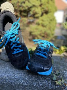 New Balance Running Blue Black Silver 470v3 Shoes size US8 UK6 EU 39 M. Condition is "Pre-owned". Shipped with USPS Priority Mail.Non Smoking Nike Huarache, Priority Mail, New Balance, Black Silver, Blue Black, Sneakers Nike, Running, Sneakers, Silver