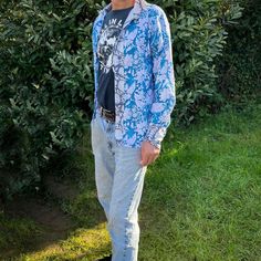 Blue floral cotton with cornflower cuff & collar. Great with jeans. Light, cool Jaipur 100% cotton. Slim fit. Handmade in Cornwall, England. Tailored to fit your shape, using your own measurements. SIZING: When ordering, please use the Size Chart image and message me your measurements. For best results, we suggest you take the measurements from your favourite shirt for a great fit. LEAD TIME: As this product is made to order, the lead time is 10 working days from order to dispatch. Blue Cotton Shirt With Johnny Collar, Blue Cotton Johnny Collar Shirt, Blue Camp Collar Shirt For Spring, Blue Shirt With Johnny Collar In Relaxed Fit, Blue Shirt With Johnny Collar And Relaxed Fit, Blue Johnny Collar Shirt With Relaxed Fit, Bespoke Shirts, Cornwall England, Jeans Light