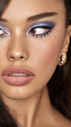 Editorial Make-up, Make Up Gold, Mekap Mata, Blue Makeup Looks