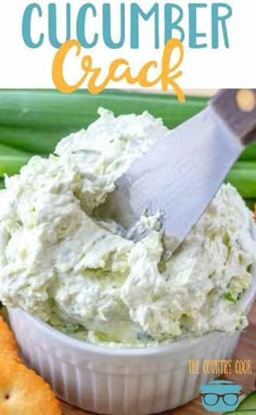 Cucumber Crack (a.k.a. Creamy Cucumber Spread) perfect for bagels or with crackers. Recipe from The Country Cook #appetizer #lunch Resep Vegan, Cream Cheese Spreads