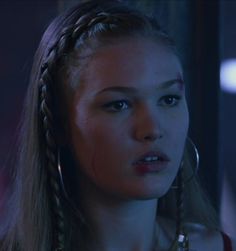 Julia Stiles Hair, 2000s Hairstyles, Save The Last Dance, Julia Stiles, The Last Dance, Y2k Hairstyles, Dance Hairstyles, 90s Hairstyles, Hair Stylies