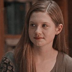 Ginny Weasley Aesthetic, Weasley Aesthetic, Harry Potter Girl, Philosopher's Stone, Harry Potter Icons, Bonnie Wright, Fred Weasley, Harry Potter Actors, Chamber Of Secrets