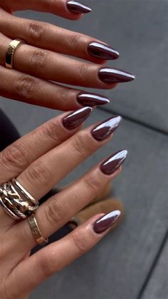 Chrome Nails Inspo Pewter Chrome Nails, Chrome Nails Designs Brown, Brown Monochrome Nails, Brown Chrome Almond Nails, Soft Chrome Nails, Chrome Nails Winter, Dark Femme Nails, Nude Chrome Nails Square, Chrome Burgundy Nails