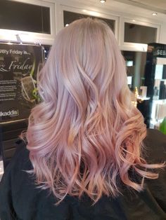 2023 Fun Hair Color Trends For Women, Light Pink Hair Ombre, Light Pink Layered Hair, Pastel Pink Hair Balayage, Icy Pink Hair, Pastel Pink Balayage, Blonde Hair With Pastel Pink Highlights, Blonde Pink Balayage, Pastel Pink Bayalage Hair