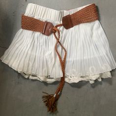 White 2b Bebe Xs Skirt With Lace Trim And Tan Belt Skirt With Lace Trim, Lace Belt, Skirts White, Tan Belt, Skirt With Lace, White Skirts, White Lace, Lace Trim, Womens Skirt