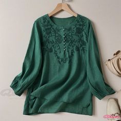 Green Long Sleeve Embroidered Top, Green Long Sleeve Top With Intricate Embroidery, Green Long Sleeve Embroidered Cotton Top, Traditional Green Embroidered Shirt, Green Long Sleeve Folk Top, Tunic Top Designs, Loose Linen Shirt, Cotton Tops Designs, Retro Blouse