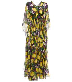 The Exclusive Lemon Collection from Dolce&Gabbana x Mytheresa merges poolside style with Italian glamour. This kaftan-inspired maxi dress is made from silk chiffon with an open back, cape sleeves, and a diaphanous skirt. Italian Glamour, Poolside Style, Poolside Fashion, Dolce Gabbana Dress, Cape Sleeves, Chiffon Maxi, Chiffon Maxi Dress, Printed Silk, Dolce & Gabbana