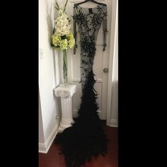 Beverly Hills Boutique New Designer Couture Black Feather Sequin Beaded Gown Long Dress Formal Wear Size Options: Xs, S, M, L Color: Black Description: Absolutely Stunning Gown. Hand Beaded, Real Feathers, And Gorgeous Embellishment. Floor Length Fitted Evening Gown, With Zipper. Couture, Very High Quality, With Tailored Detail Throughout. Crystal And Beading Embellishment Throughout. Sheer Fabric Base. ~Comes Gift Wrapped~ Ships From Beverly Hills, Ca 90210 Black Embellished Floor-length Gown, Black Embellished Evening Gown, Black Embellished Gown For Evening, Glamorous Black Embellished Gown, Black Embellished Gown For Night Out, Long Dress Formal, Sparkly Formal Dress, Ivory Maxi Dress, Sparkly Gown