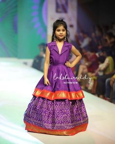 Cotton Frocks For Kids, Outfit Indian, Kids Dress Collection, Kids Blouse Designs, Kids Lehenga, Kids Frocks Design