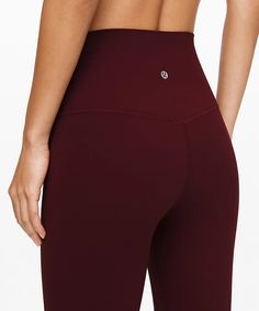 Exercise Outfits, Lulu Outfits, Sports Clothes, Cute Workout Outfits, Cloth Store, Sweatpants Outfit, Aesthetic Red, Workout Attire