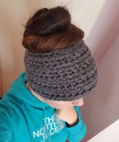 Super cozy Crocheted Messy Bun Beanie with Elastic Band Made to order, ready to ship within two business days! Available in Black, Teal, and Grey. Crochet Ponytail Hat, Crochet Ponytail, Ponytail Hat Crochet, Crochet Messy Bun, Crocheted Beanie, Bun Beanie, Messy Bun Beanie, Messy Bun Hat, Bun Hat