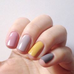 pretty pastels Yellow Nail Art, Nagellack Trends, Nail Art Ombre, Super Nails, Trendy Nail Art, Yellow Nails, Nail Polishes, Ombre Nails, Trendy Nails