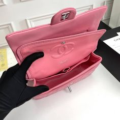 Description CC Large Classic Handbag Silver Hardware Pink For Women, Women’s Handbags, Shoulder Bags 11.8in/30cm Rep 1:1 Size: 19.5 × 30 × 10 cm/ 7.7 × 11.8 × 3.9 inches (Length x height x width) The Jumbo Classic Bag the main difference is the small interior space. When choosing the Jumbo size, consider whether the compartments are big enough to help you carry your daily essentials. For some fashionista’s, there is a second reason why they choose the Small Classic Bag. It can be due to the heig Designer Double Flap Bag For Daily Use, High-end Double Flap Shoulder Bag For Daily Use, Shopping Bag With Removable Pouch And Double Flap, High-end Double Flap Shoulder Bag For Shopping, High-end Double Flap Shopping Bags, Designer Double Flap Bags For Everyday Use, Chic Double Flap Bags For Daily Use, Designer Box Bag For Errands, Double Flap Satchel For Everyday Use