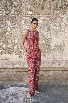 Dongre Dress, Cotton Suit Designs, Silk Outfits, Denim Top Women, Mehendi Outfits, Heavy Dresses, Silk Pant, Party Frocks, Anita Dongre