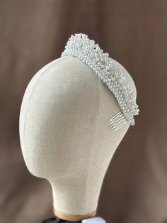 Cute pearl tiara crown for an impeccable wedding look. Every pearl is wired in with a big attention to every detail. Catholic Wedding Traditions, Bridal Crown Tiara, Pearl Crown, Pearl Tiara, Crown Wedding, Tiara Crown, Wedding Look, Wedding Tiara, Bridal Crown