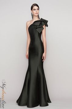 Looking for a show-stopping dress for your next big event? Look no further than the Frascara 4111. This one shoulder gown features a ruffled detail bodice and fit and flare silhouette that is sure to turn heads. Plus, the hidden back zipper and satin lining make this dress both comfortable and chic. Made from 51% silk and 49% wool, this dress is sure to keep you looking and feeling your best all night long. Maxi Frocks, Plastic Dress, One Shoulder Gown, Floor Length Skirt, Stunning Gowns, Greenville Sc, Mermaid Evening Dresses, Groom Dress, Dress Cover