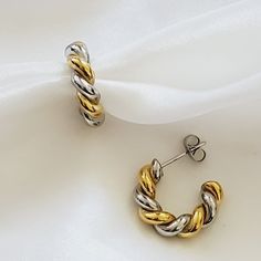 chunky earrings Modern Twist Metal Hoop Earrings As Gift, Gold Twisted Metal Earrings, Twisted Metal Earrings With A Modern Twist, Modern Twisted Metal Earrings, Twisted Gold Metal Jewelry, Gold Twisted Earrings, Christmas Gift For Girlfriend, Christmas Gifts For Teenagers, Vintage Modern Jewelry