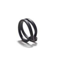 a black ring on a white background