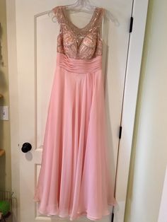 How to hem a prom dress, wedding dress, formal gown - noelle o designs Tulle Skirt Tutorial, Dresses Diy, Skirt Tulle, Skirt Tutorial