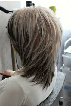 Pixie Bob Cut, Long Layered Bob, Medium Hair Styles For Women, Haircuts For Women Over 50, Medium Layered Hair