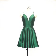 Emerald Green Short Hoco Party Dresses for Birthday Highschool Dance, Dresses For Birthday, Hoco Party, Emerald Green Formal Dress, Green Formal Dresses, Dama Dresses, Handmade Wedding Dresses, Dress Display, Party Dress Sale