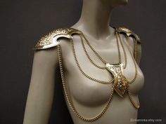 chainmail epaulettes - Google Search Look Festival, Festival Trends, Body Jewelry