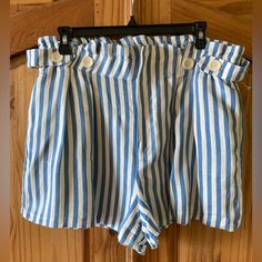 Women Zara Trf Collection Blue White Striped Dressy Shorts Size Xl - Nwot These Shorts Are Cute. The Color Is Shown Next To A Sheet Of White Paper. They Have An Elastic Waist And A Zipper Closure. They Have 2 Front Pockets. They Are New Without Tags. They Measure: Across Waist Laid Flat - 17” Length - 14 3/4” Rise - 14 1/2” Inseam - 2” Please See Pics For Details And Condition And Ask Any Questions Prior To Purchase. Blue Shorts For Summer Daywear, Blue Shorts For Spring Daywear, Casual Lined Bottoms For Summer, Zara Shorts For Beach Season Vacation, Zara Shorts For Beach Vacation, Zara Shorts For Vacation And Beach Season, Zara Summer Vacation Shorts, Summer Cotton Lined Bottoms, Blue Shorts For Summer Outings