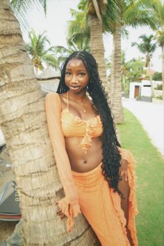 summer outift inspo beach island girl black girl summer Island Black Women, Island Girl Aesthetic Black Women, Island Gyal Aesthetic, Christina Core, Islander Girl, Fashion Girlies, Island Gyal, Island Aesthetic, Mermaid Core