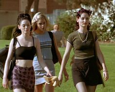 Neo Grunge, 90s Grunge Hair, Rose Mcgowan, Outfits 90s, 90s Fashion Outfits, 90s Outfit, The Flesh, 2000s Fashion Outfits, Movie Fashion