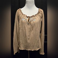 Nwot Embroidered Blouse Top Bohemian Vibe Never Worn Size Large Lightweight Beige Bohemian Embroidered Top For Fall, Bohemian Embroidered Brown Tops, Mustard Yellow Blouse, Bohemian Top, White Lace Shorts, Lace Short Sleeve Top, High Low Blouse, Bohemian Blouses, Bohemian Tops