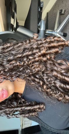 Updo Curly, Curly Hair Care Routine, Highlights Curly Hair, Mixed Curly Hair, Curly Hair Photos, Cute Curly Hairstyles, Curly Hair Updo, Curly Hair Styles Easy, Beautiful Curly Hair