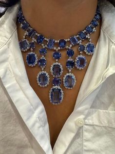 Lab Blue Ceylon Sapphire Gemstone Necklace 925 Silver Handmade Big Halo Jewelry Halo Jewelry, Perls Jewellery, Royal Jewellery, Pink Sapphire Pendant, Neck Pieces Jewelry, Van Cleef & Arpels, Sapphire And Diamond Earrings, Sapphire Necklace Pendants, Diamond Necklace Designs