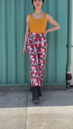 Casual Bell Berries – NOOWORKS Bell Bottom, Bell Bottoms, Stretch Cotton, Cotton Twill, Patch Pocket, High Waist, High Waisted