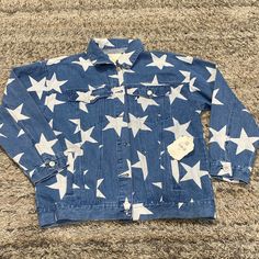 Nwt Altar'd State Star Print Oversized Denim Jacket Sz Small Denim Jacket With Star Print, Cotton Streetwear Outerwear With Star Print, Denim Jacket With Star Print And Long Sleeves, Casual Star Print Denim Jacket, Cotton Star Print Streetwear Outerwear, Cotton Outerwear With Star Print For Streetwear, Cotton Star Print Outerwear For Streetwear, Blue Star Print Outerwear For Fall, Casual Cotton Outerwear With Star Patch