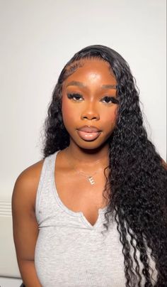 Wig Colours For Dark Skin, Prom Makeup Dark Skin, Wig Install Dark Skin, Brown Wig On Dark Skin, Darkskin Colored Wig, Flawless Face Makeup, Natural Hair Extensions, Curly Hair Wig, Brown Skin Makeup