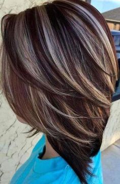 Caramel Brown Hair, Highlights Ombre, Short Hair Highlights, Brunette Hair With Highlights, Brown Hair With Blonde Highlights, Caramel Hair, Hair Color Ideas For Brunettes, Winter Hair Color, Hair Color Highlights