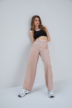 🌟 Beige belt detail pants. Fabric 97% Polyester 3% Elastane. High waist, pleated, white belt detail, double pants with zipper. Palazzo pants.🌟 The choice of those looking for elegance and comfort together: Meet our beige belt detail pants! These elegant pants offer a perfect fit and durability with a blend of 97% Polyester and 3% Elastane. High waist design and pleated details highlight your style, while the palazzo style cut for extra comfort ensures all-day comfort. 👖 Elegant Design Full of Trendy Wide-leg Belted Pants, Casual Wide Leg Pants With Belt, Spring Wide-leg Pants With Belt, Trendy Belted Straight Pants, Straight Pants With Belt For Spring, White Belted Wide-leg Bottoms, White Belted High-waisted Pants, White Belted Wide Leg Bottoms, Casual Beige Bottoms With Belt