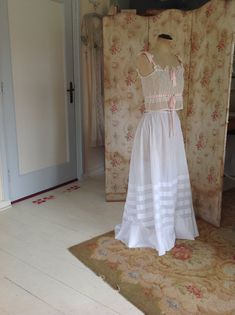 "amazing silk cotton camisole, in excellent condition. this camisole will be a beautiful summer top or wedding top.. the ribbons are pure silk with a woven pattern. the lace is Chantilly lace measurements: bust 86 cm 34\" waist 76 cm 30\" length 40 1/2 cm 16\" this top will be shipped with insurance" Edwardian Camisole, Corset Cover, Cotton Camisole, Linen Fashion, Wedding Top, Lace Camisole, Woven Pattern, Chantilly Lace, Antique Lace