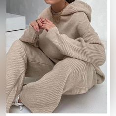 Light Apricot Color Over Size Lounge Set Sizes Available Small, Medium, Large Rounded Wardrobe, Sweat Suits Women, Knit Two Piece Set, Wide Leg Pant Suit, Sport Sweater, Traje Casual, Sweatshirt Set, Sports Sweatshirts, Knit Hoodie