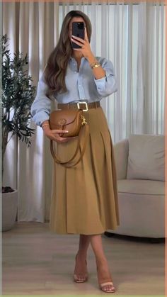 Summer Outfits 2023 Modest, Cute Summer Outfits 2023, Retro Sunglasses Women, Gaun Fashion, Professional Outfits Women, Business Casual Outfits For Work, Effortlessly Chic Outfits, Outfits 2023