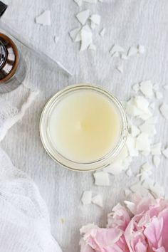 DIY Vegan Lip Balm with Lavender Natural Lip Balm Recipe, Gloss Diy, Lip Care Diy, Diy Moisturizer, Homemade Moisturizer, Hello Glow, Diy Lip Gloss, Homemade Lip Balm