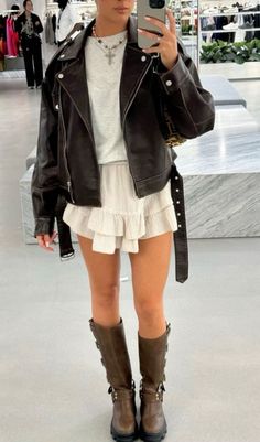 Riding Boots Outfit Summer, Concert Boots Outfit, Cool Boots Aesthetic, White Moto Boots Outfit, Buckle Boots Outfit Fall, Skirt And Biker Boots Outfit, Moto Boots Winter Outfit, Knee High Moto Boots Outfit, Mini Skirt And Knee High Boots