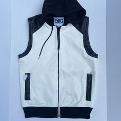 New With Tags Removable Hood 2 Pockets Each Side Mens Vest Jacket, Black Zip Hoodie, Faux Leather Vest, Hoodie Vest, Green Vest, Guess Men, Hooded Vest, Faded Denim, Black Vest