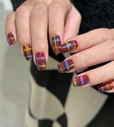 #nails #tokyo Fall Rainbow Nail Colors, 80s Manicure, Red Abstract Nails, Messy Nails, Unusual Nail Designs, Harry Potter Nail Art, Cartoons Movies, Magnetic Nail Polish, Nails Salon