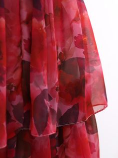 Floral printed chiffon tiered skirt. Bodice and skirt are fully lined. 100% Polyester 100% Recycled polyester lining Concealed zip at centre back Made in China Formal Evening Gown, Red Maxi, Red Tea, Prom Formal, Evening Gowns Formal, Tier Skirt, Floral Chiffon, Tea Length, Tiered Skirt