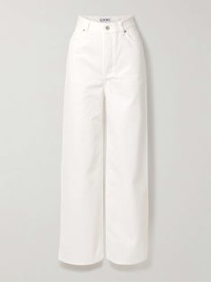 Shop LOEWE High-rise wide-leg jeans, Explore the latest LOEWE women's collection today on NET A PORTER Loewe Pants, White Wide Leg Jeans, Dressy Casual Outfits, High Rise Wide Leg Jeans, Jean Large, Looks Chic, Shorts Jeans, Really Cute Outfits, Dressy Casual